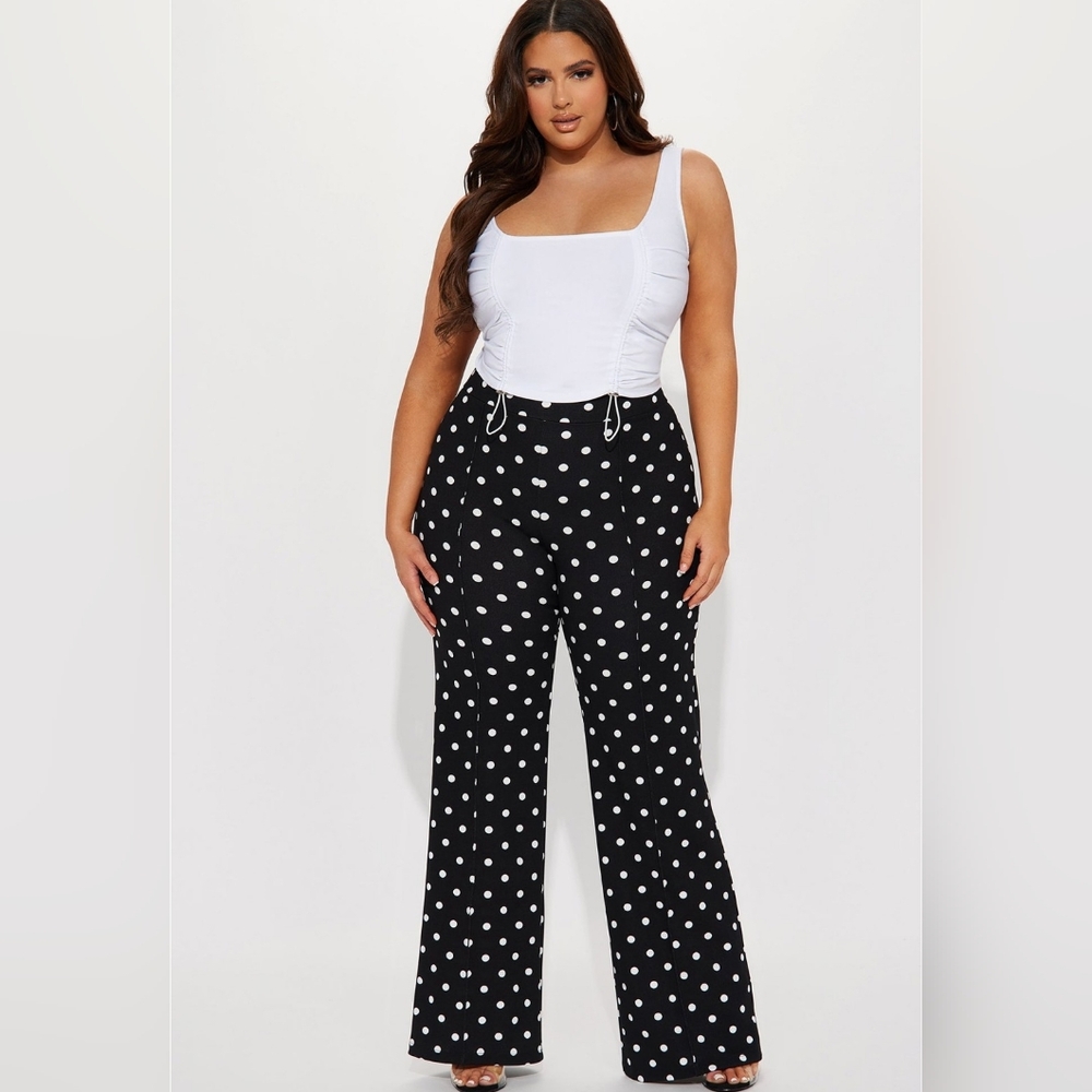 Nwt high waist Victoria polka dot pants